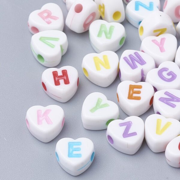 100pcs Acrylic Alphabet Beads
